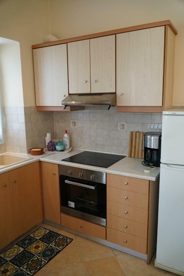 Apartment Gialos Сими Екстериор снимка
